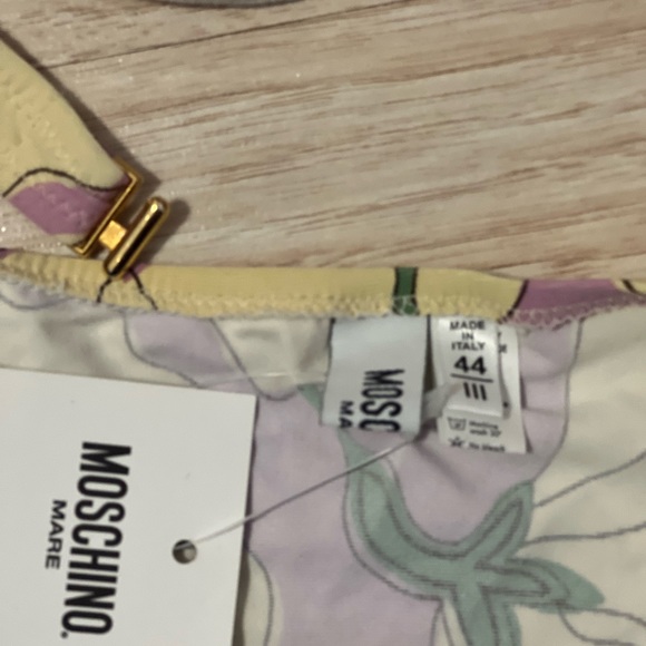 Moschino new with tag swimsuit, size small made in Italy - Picture 4 of 4
